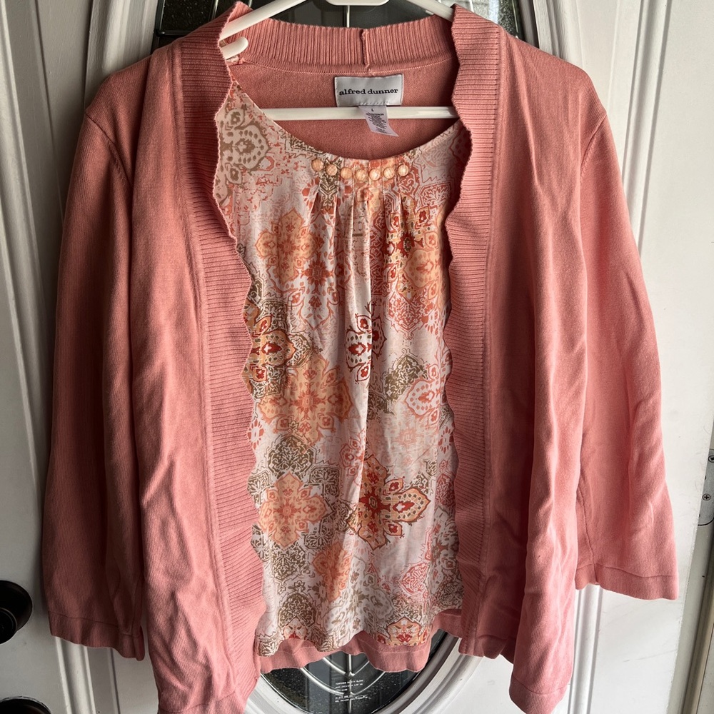 Alfred Dunner Women’s Sweater Attached Blouse, Sz L, Coral/Pink 3/4 Slv